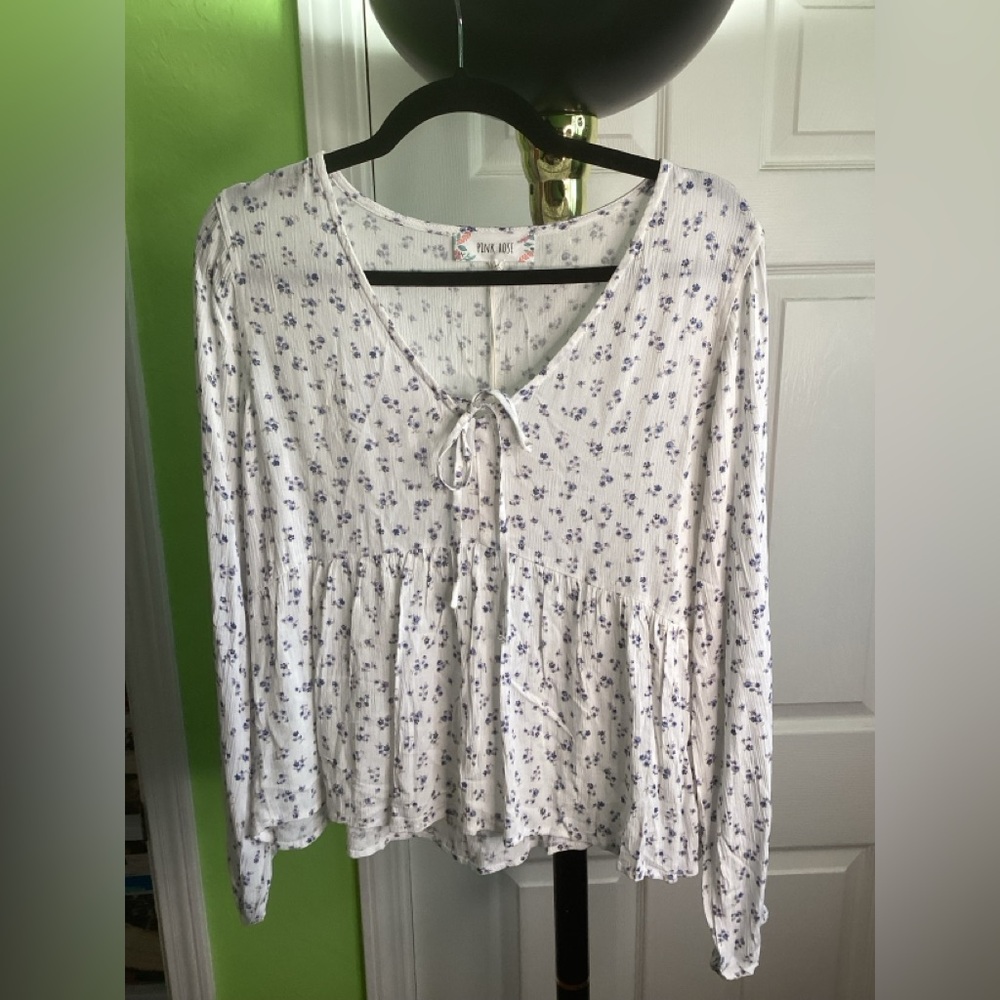 Pink Rose Lavender Floral Blouse, size Medium, NWT